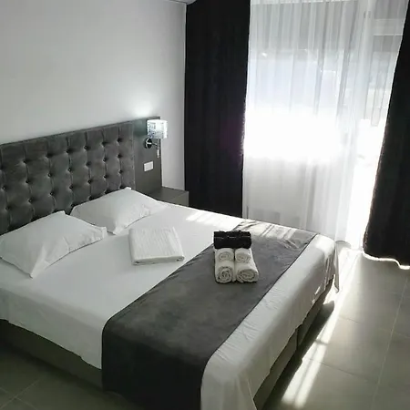 Eve's - Mamaia Nord *
